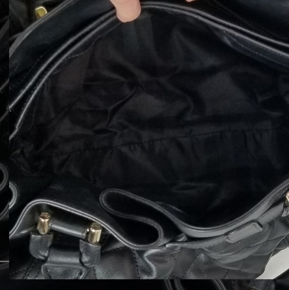 Burberry Beaton Black Quilted Leather Handbag Large - Picture 13 of 16
